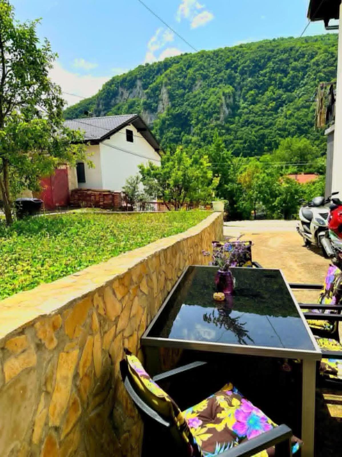 Apartman Eden Яйце Екстериор снимка